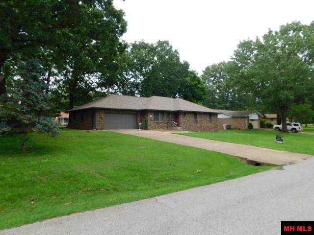 1805 VAN BUREN AVENUE Mountain Home, AR
