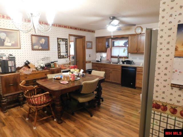 1805 VAN BUREN AVENUE Mountain Home, AR