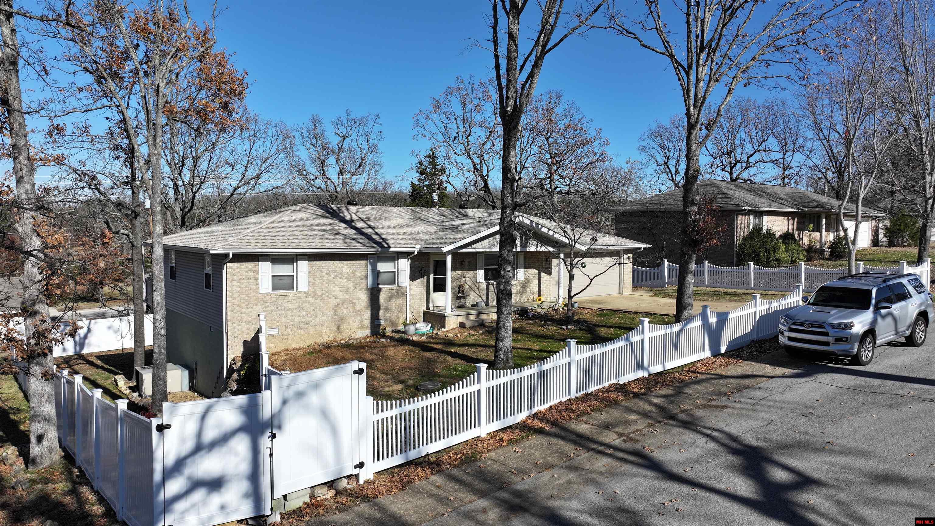 2017 DEER PATH Mountain Home, AR 72653