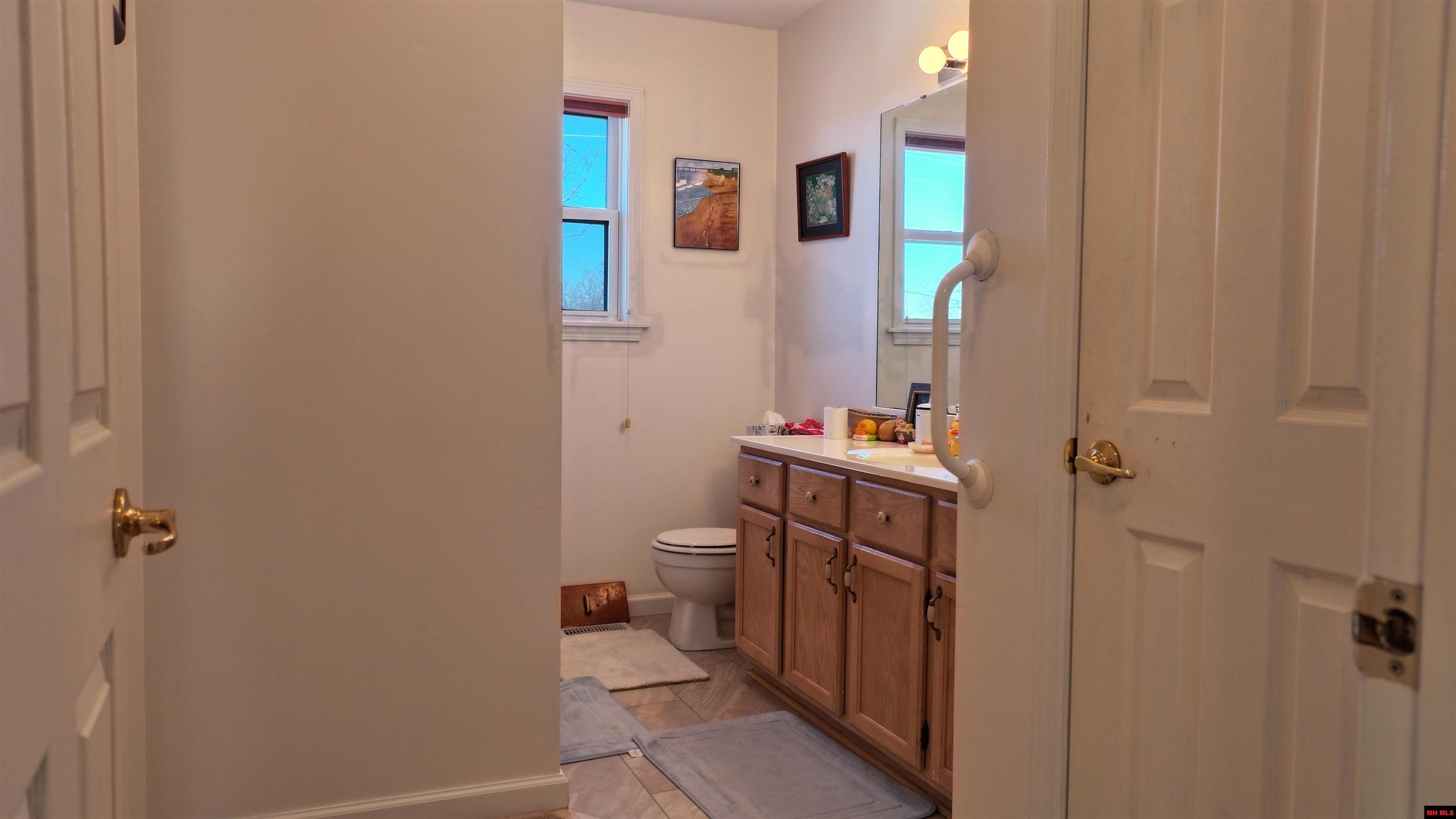 2017 DEER PATH Mountain Home, AR 72653