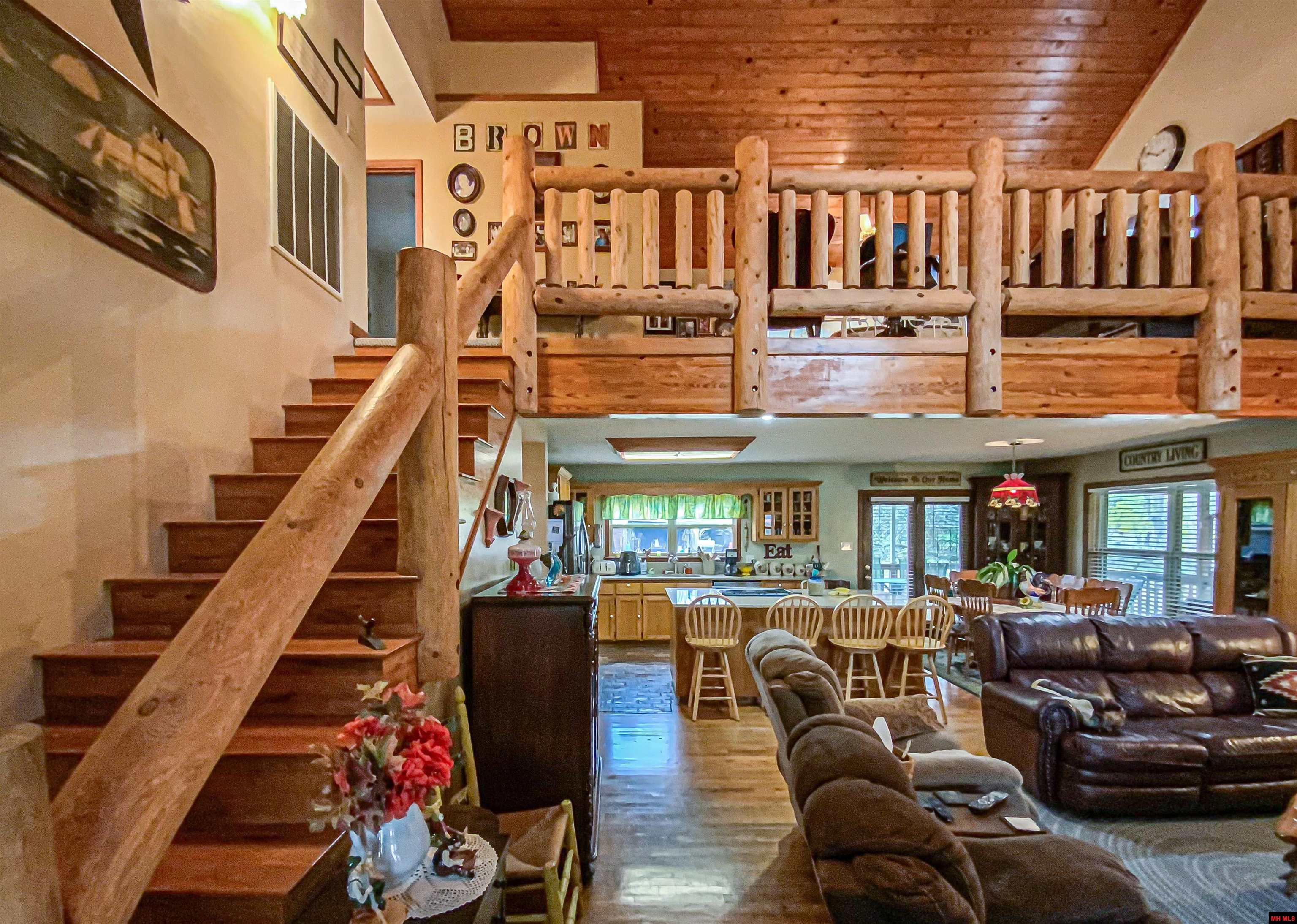 170 LITTLE LANE Cotter, AR