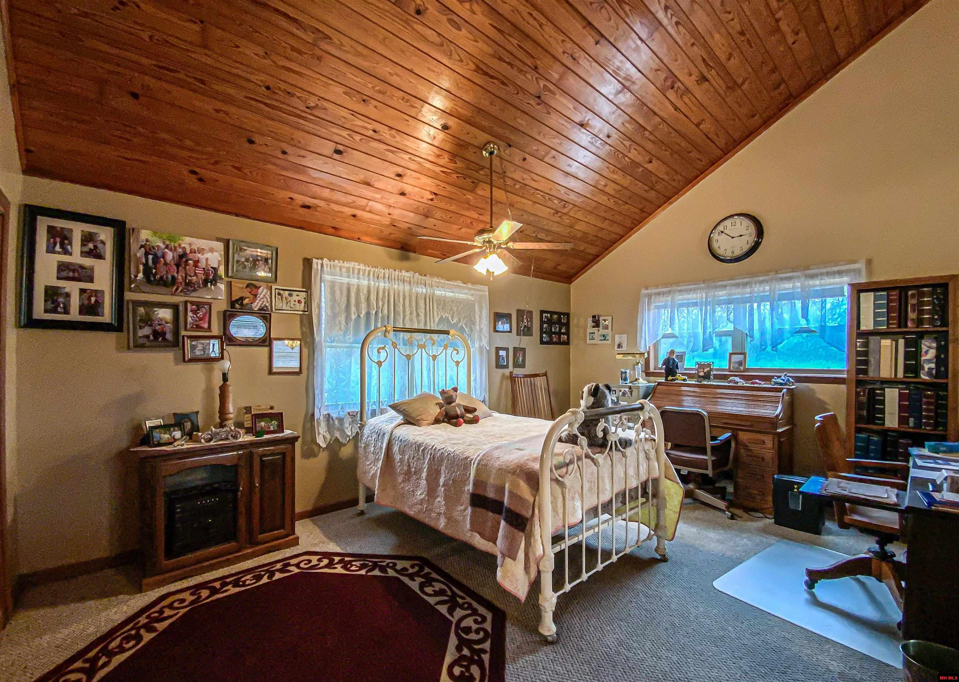 170 LITTLE LANE Cotter, AR