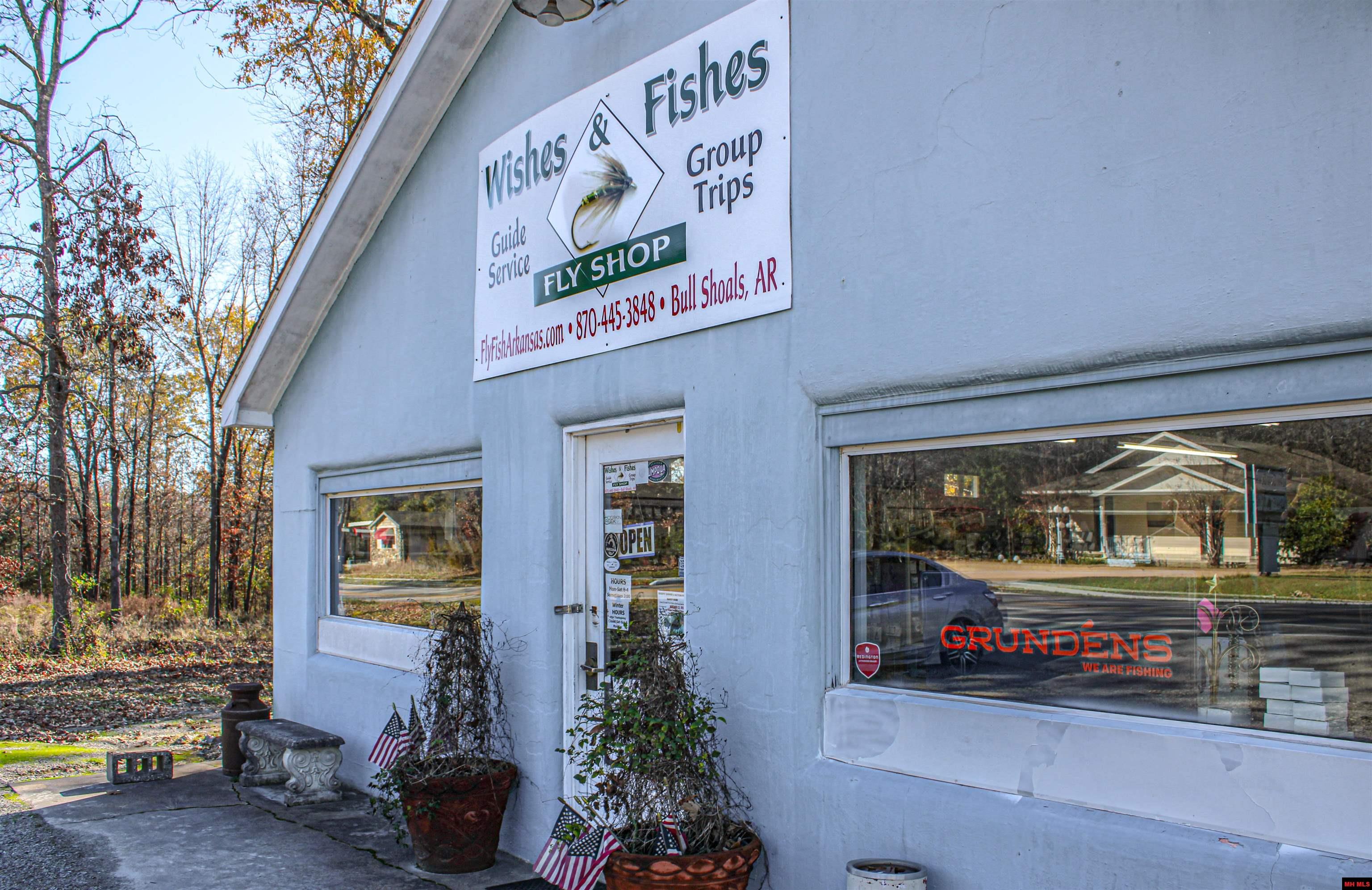 627 CENTRAL BOULEVARD, Bull Shoals, AR