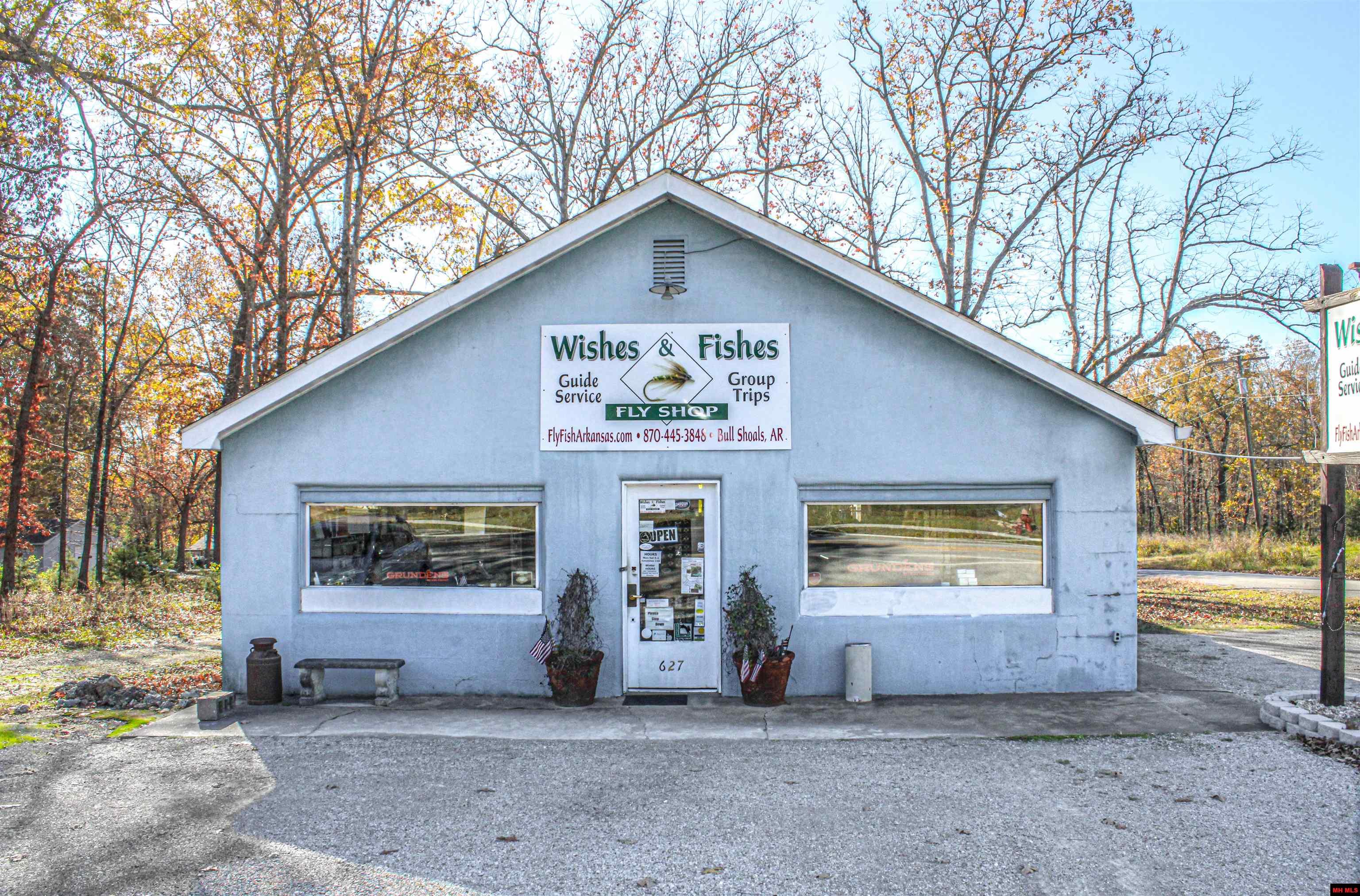 627 CENTRAL BOULEVARD Bull Shoals, AR