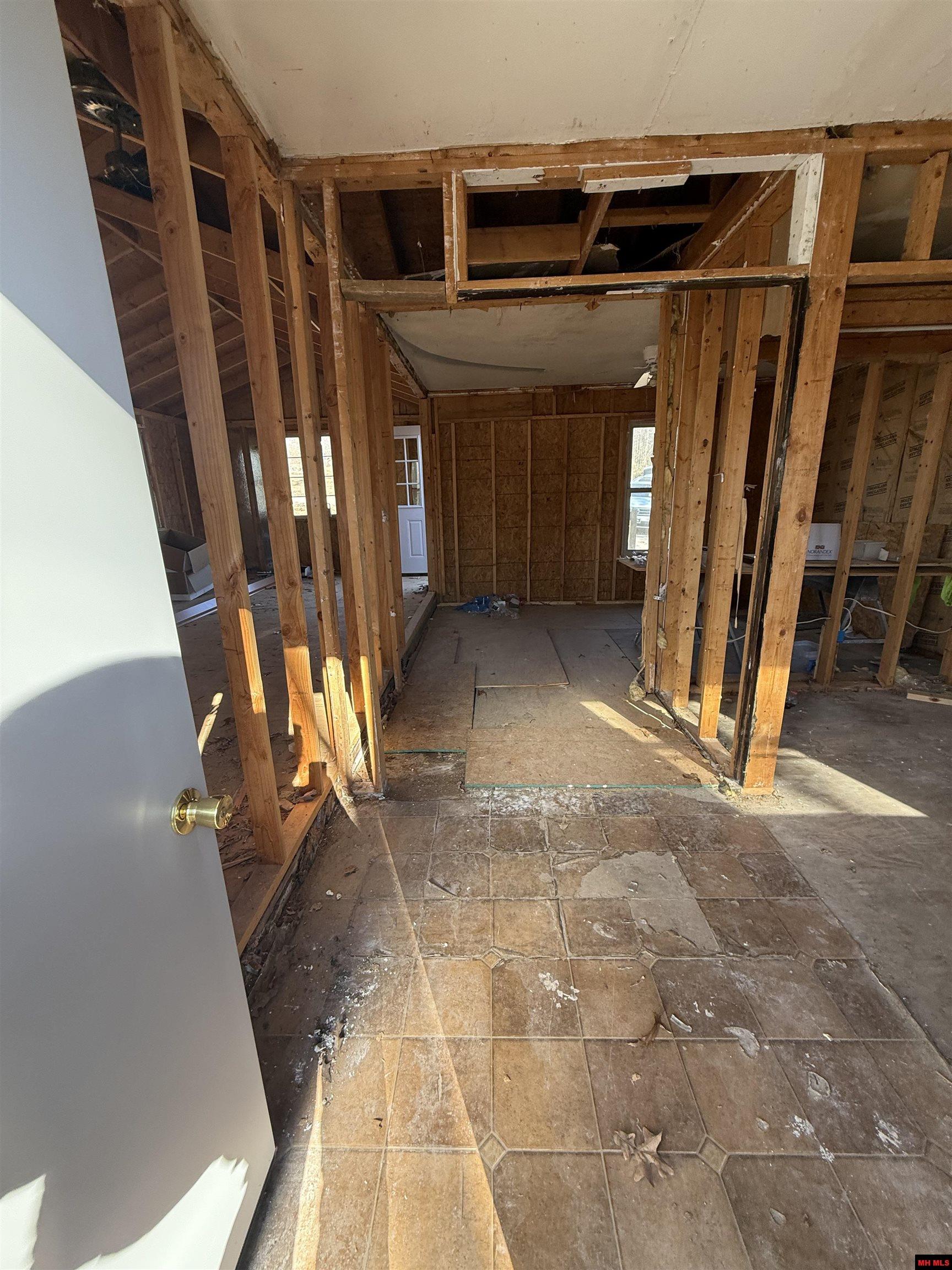 505 LOCUST AVENUE Bull Shoals, AR