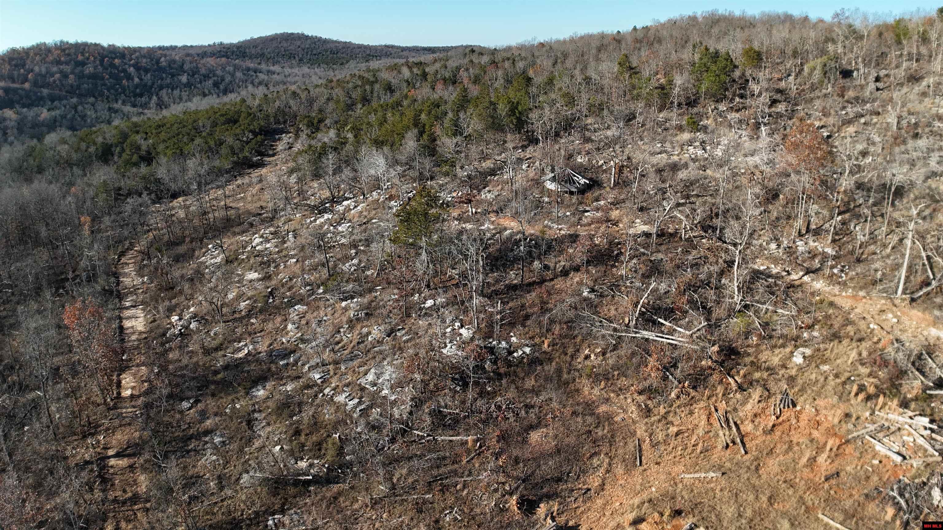 267 MAYFIELD LANE Flippin, AR 72634