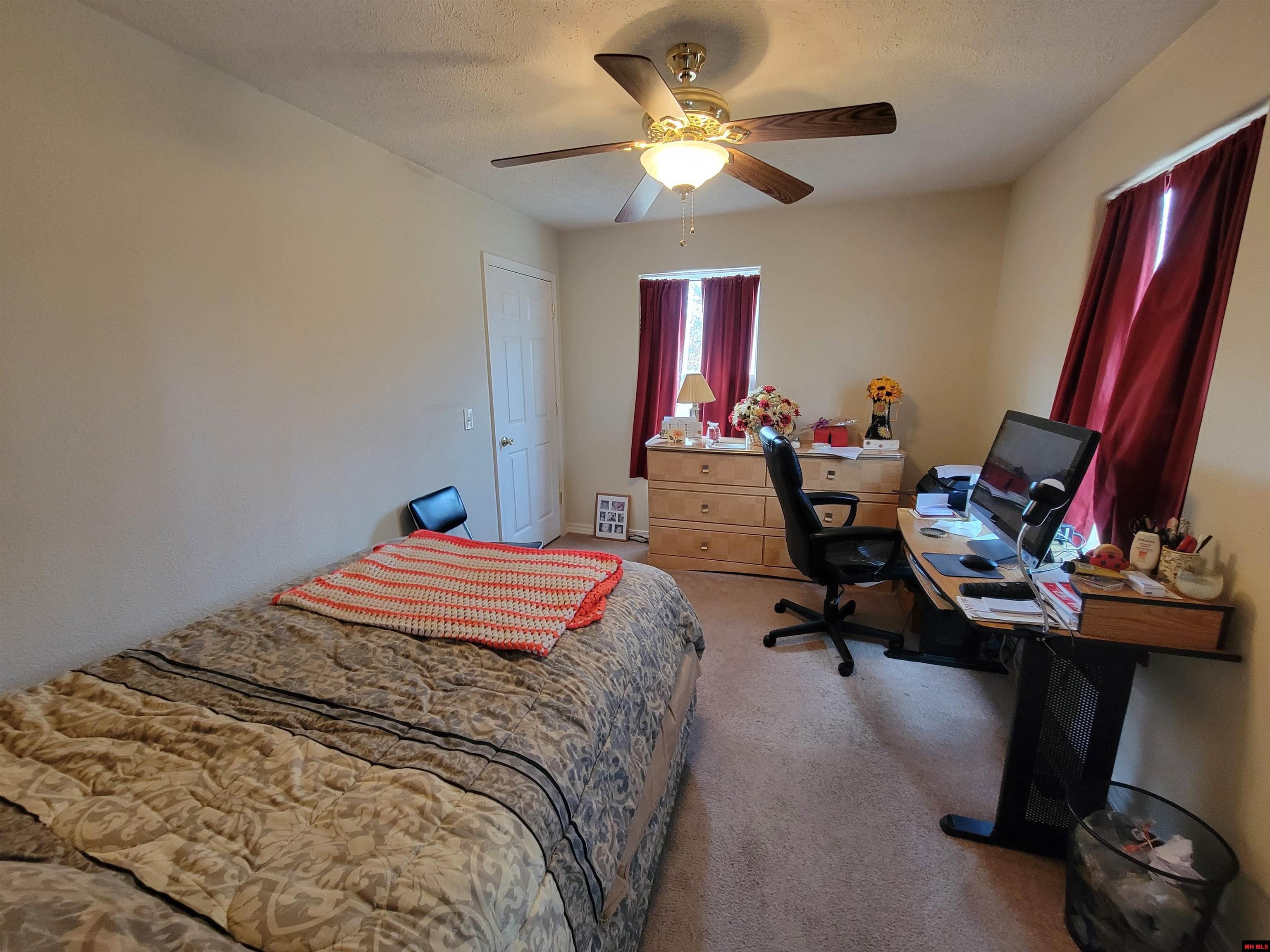 331 WYANDOTTE DRIVE Gainesville, MO 65655