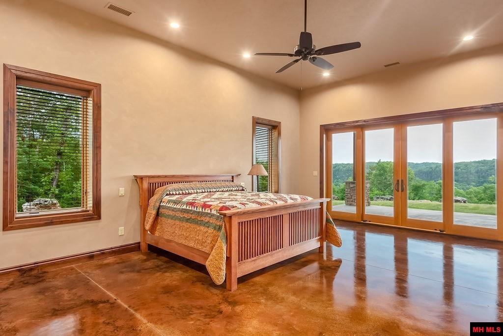924 CR 174 Cotter, AR