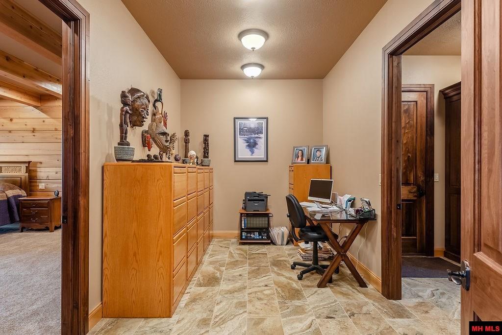 924 CR 174 Cotter, AR