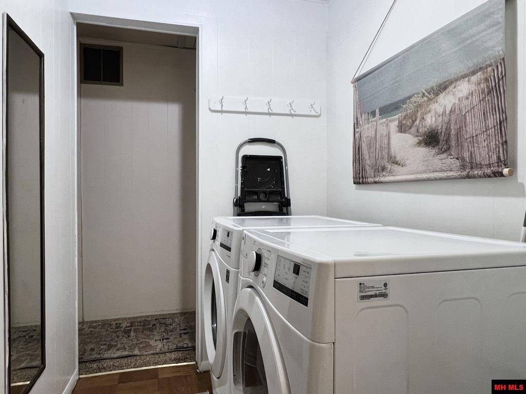 64 CR 1437 Mountain Home, AR 72653