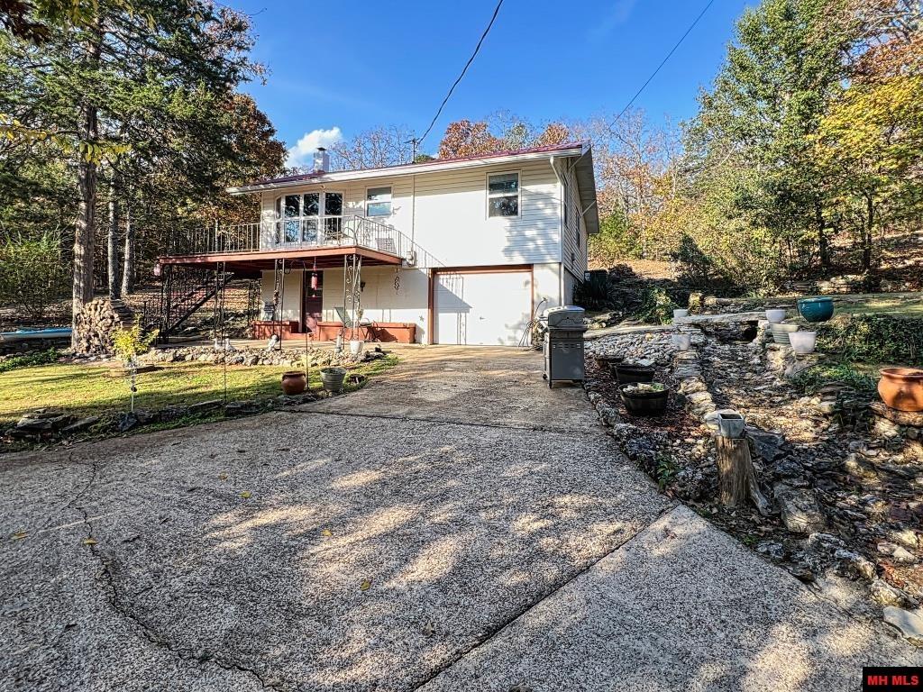 64 CR 1437 Mountain Home, AR 72653