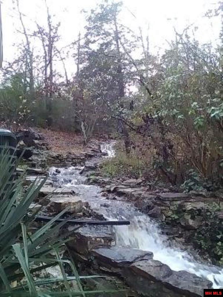 64 CR 1437 Mountain Home, AR 72653