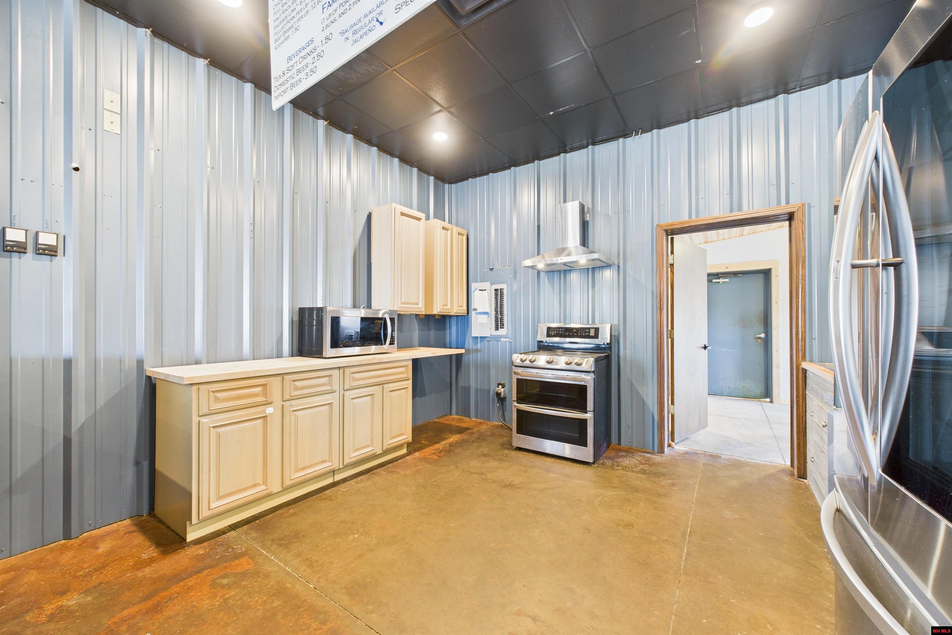 39 TEAL POINT ROAD Mountain Home, AR