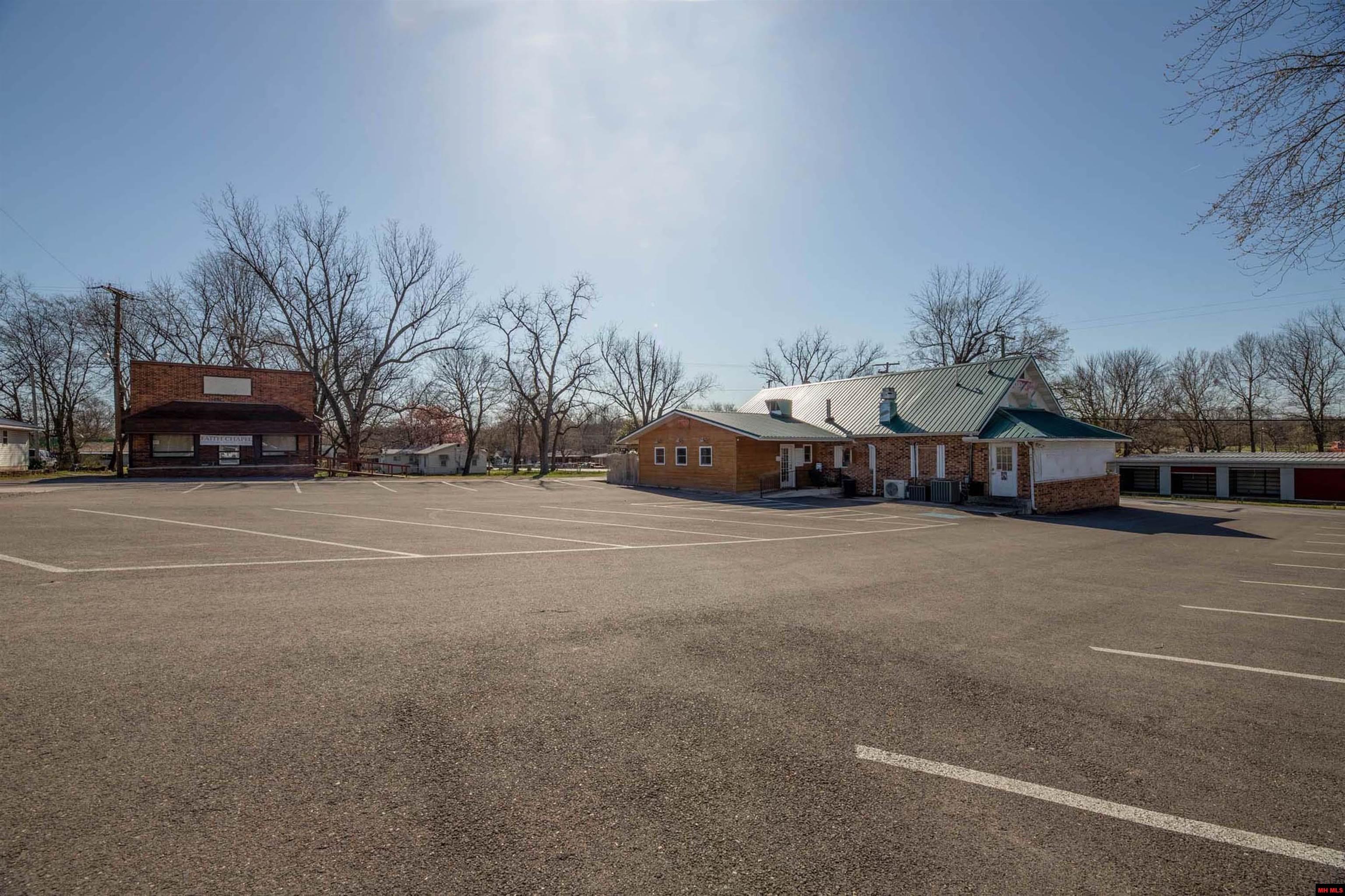108 2ND STREET Flippin, AR