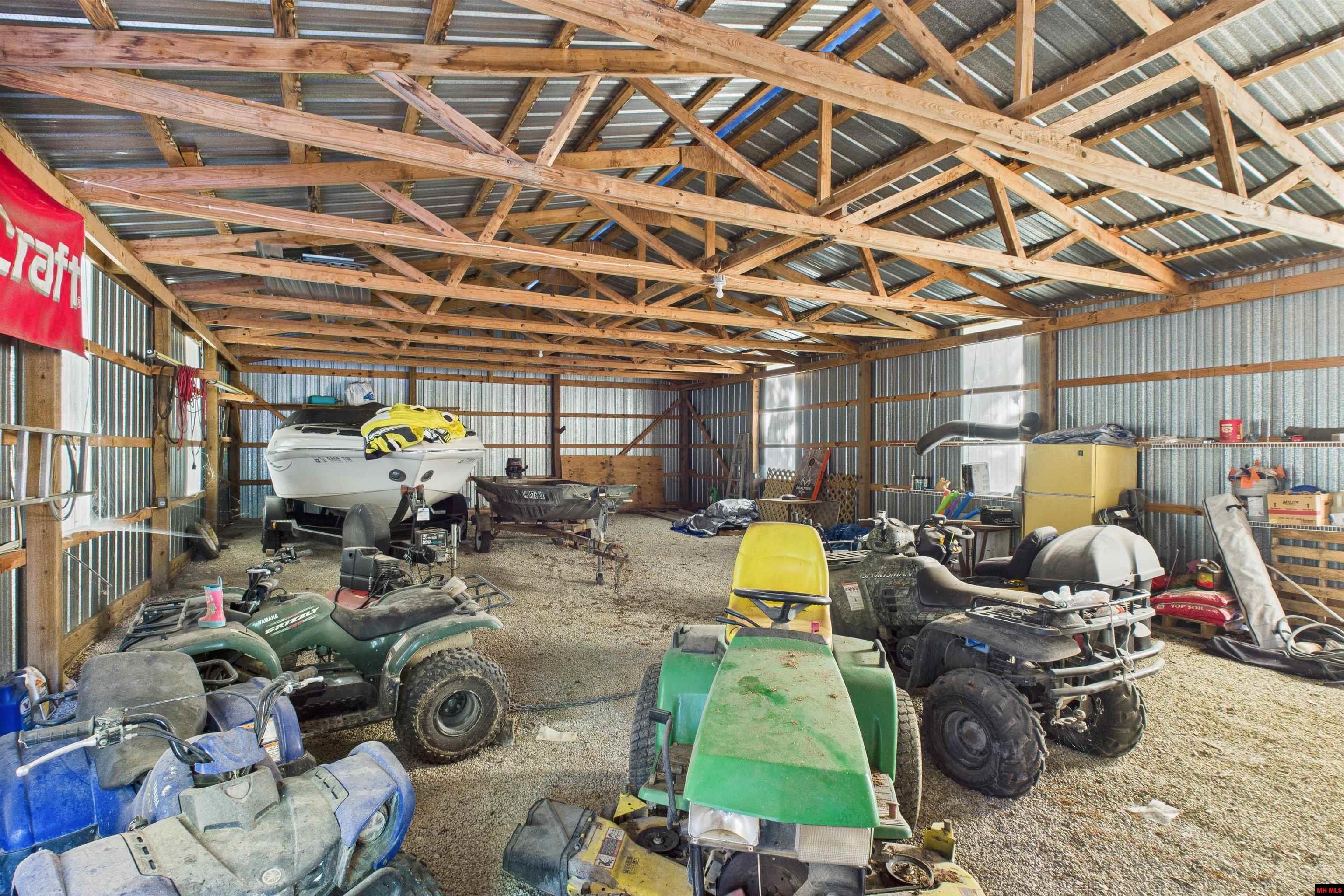 4643 NORFORK RIVER ROAD Norfork, AR 72519