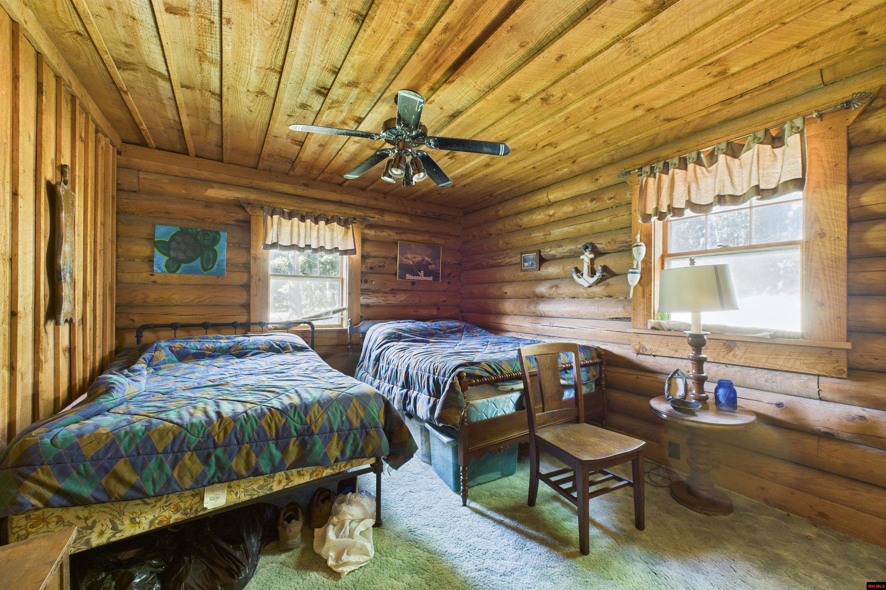 4643 NORFORK RIVER ROAD Norfork, AR 72519