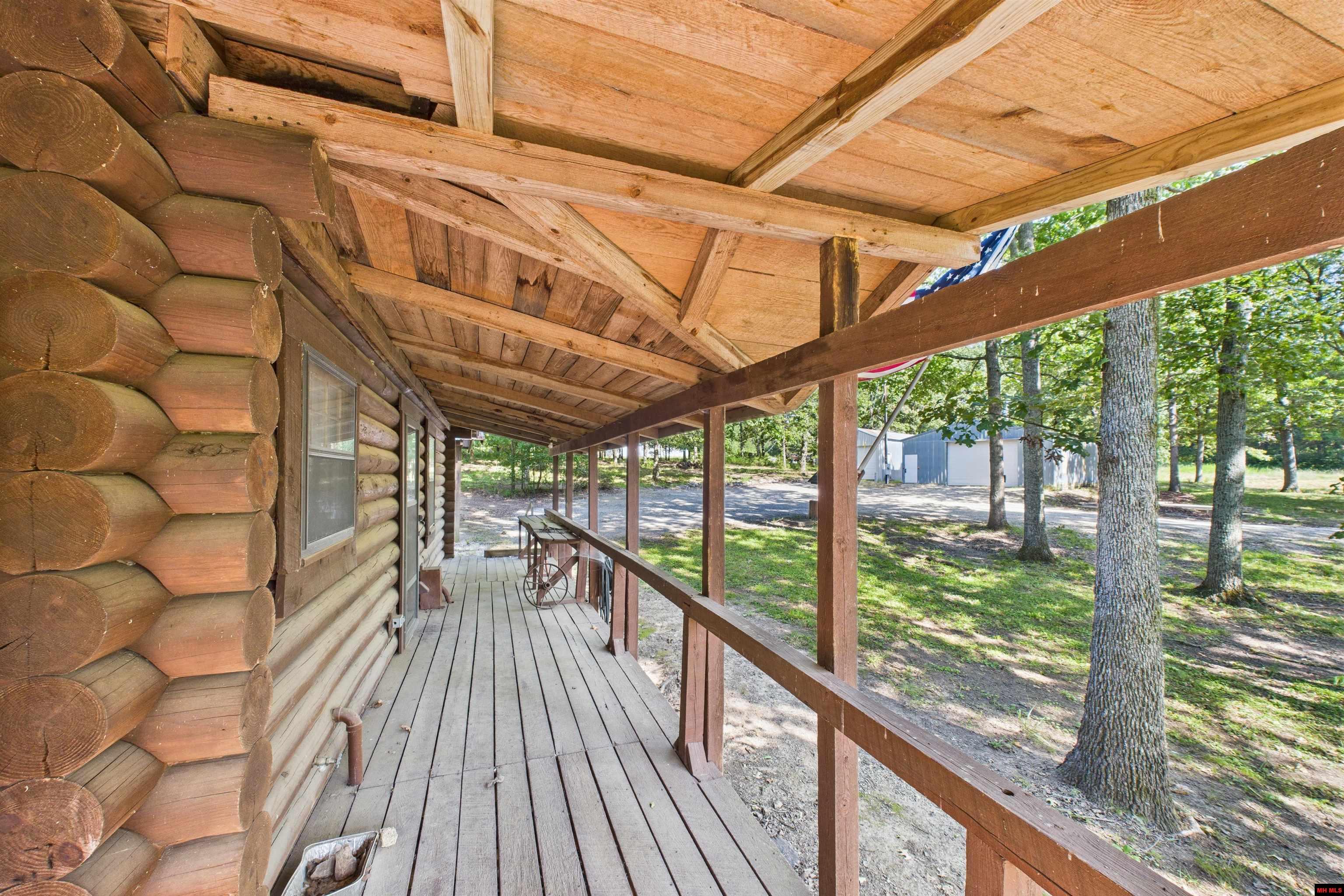 4643 NORFORK RIVER ROAD Norfork, AR 72519