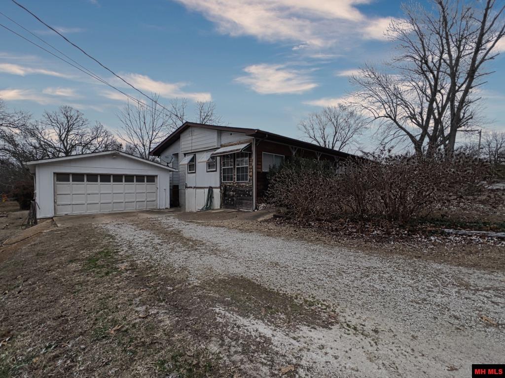 37 PRIVATE ROAD 1438 Mountain Home, AR 72653