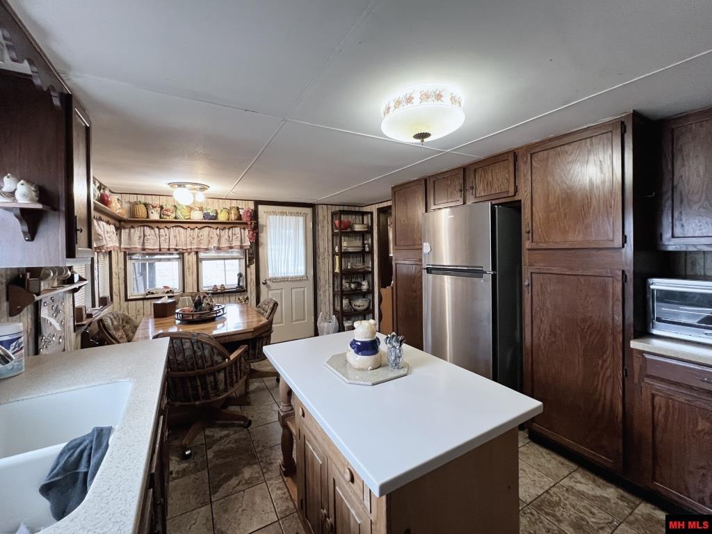 37 PRIVATE ROAD 1438 Mountain Home, AR 72653