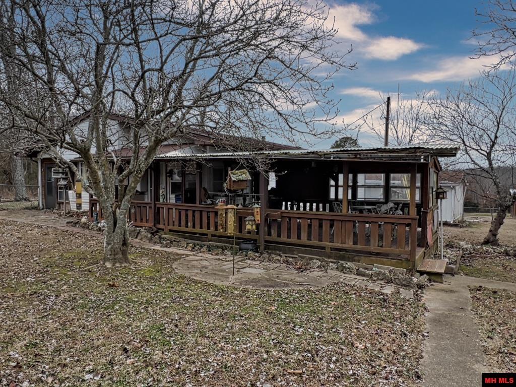 37 PRIVATE ROAD 1438 Mountain Home, AR 72653