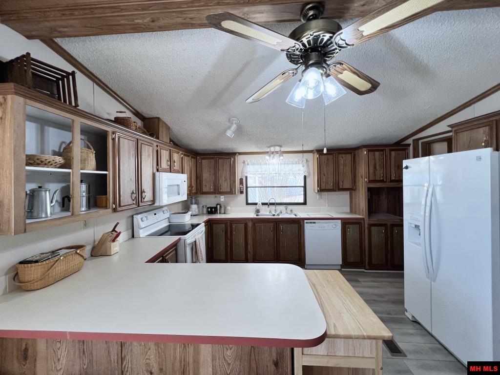 106 HAL DRIVE Mountain Home, AR