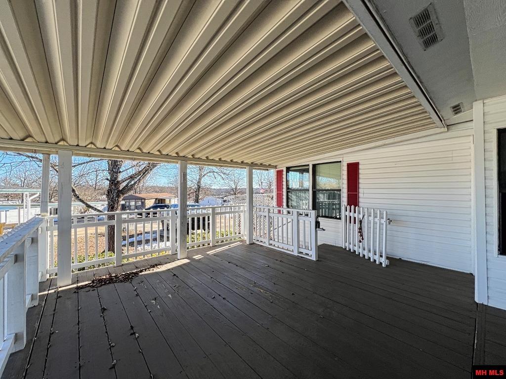 106 HAL DRIVE Mountain Home, AR