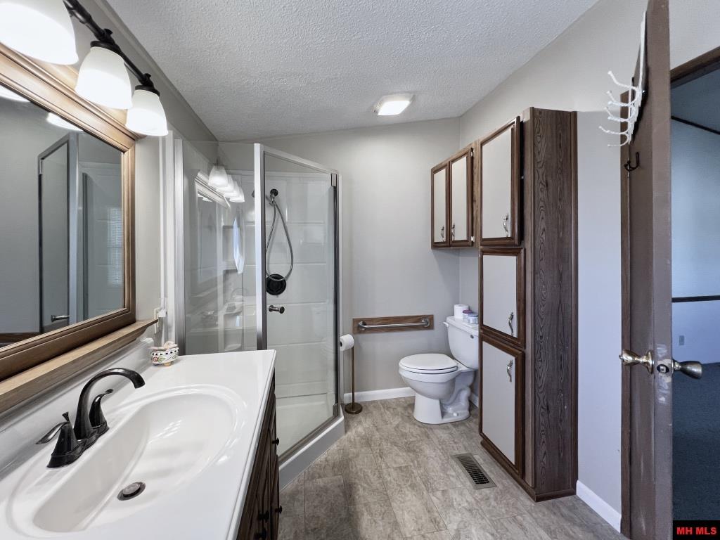 106 HAL DRIVE Mountain Home, AR