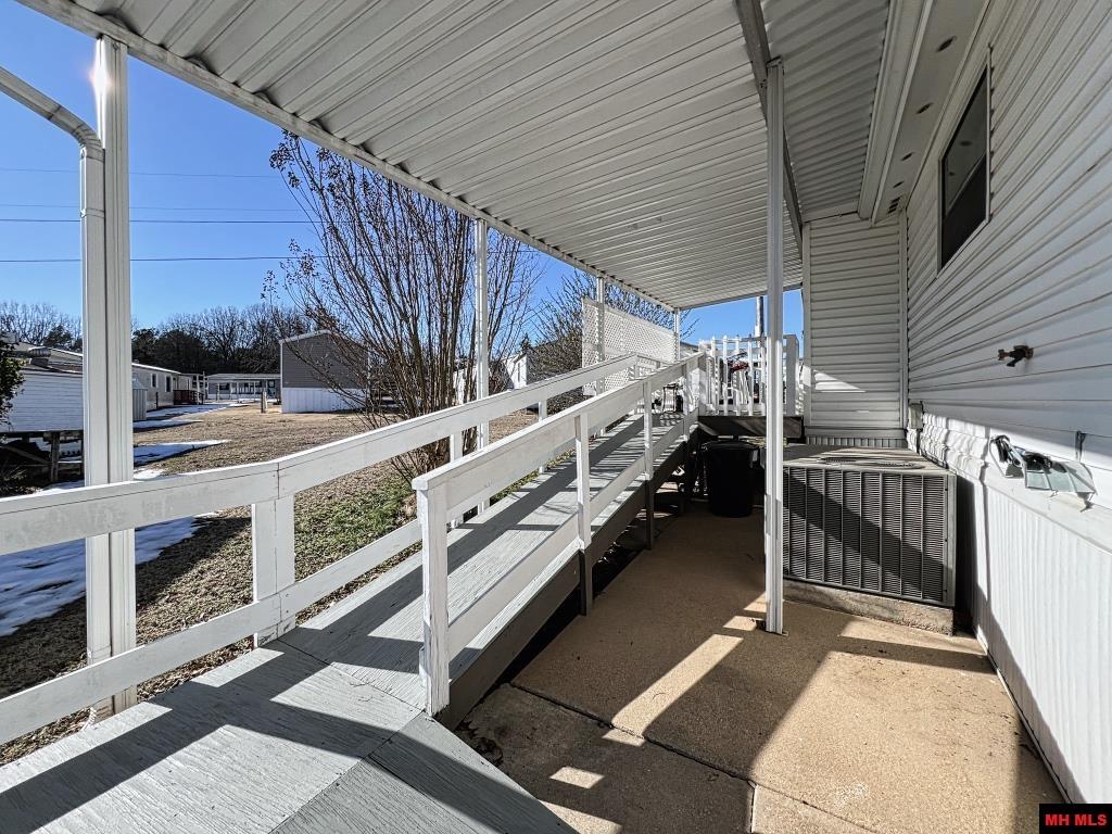 106 HAL DRIVE Mountain Home, AR