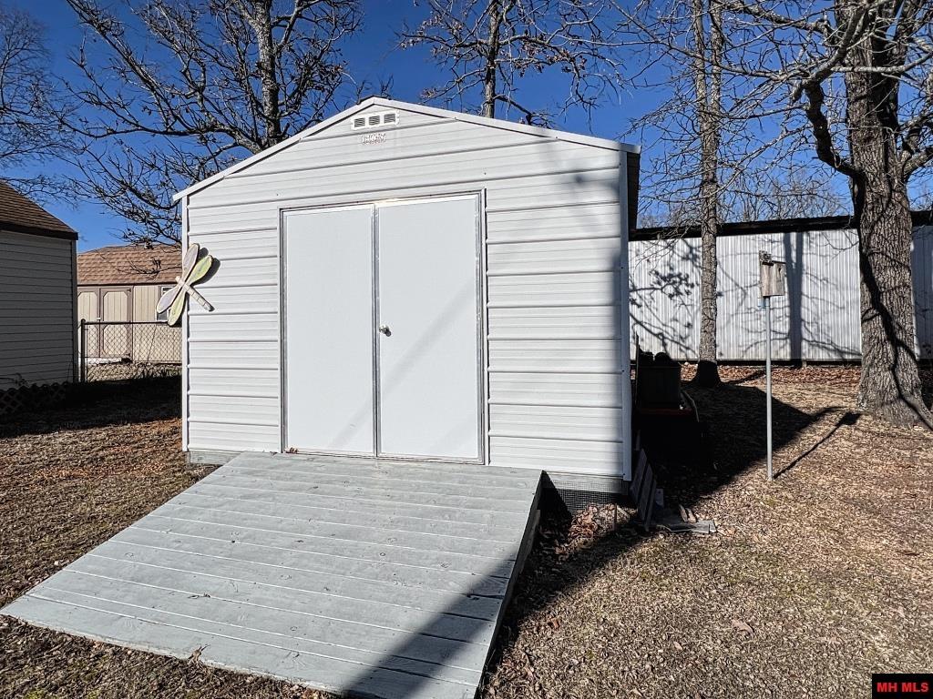 106 HAL DRIVE Mountain Home, AR