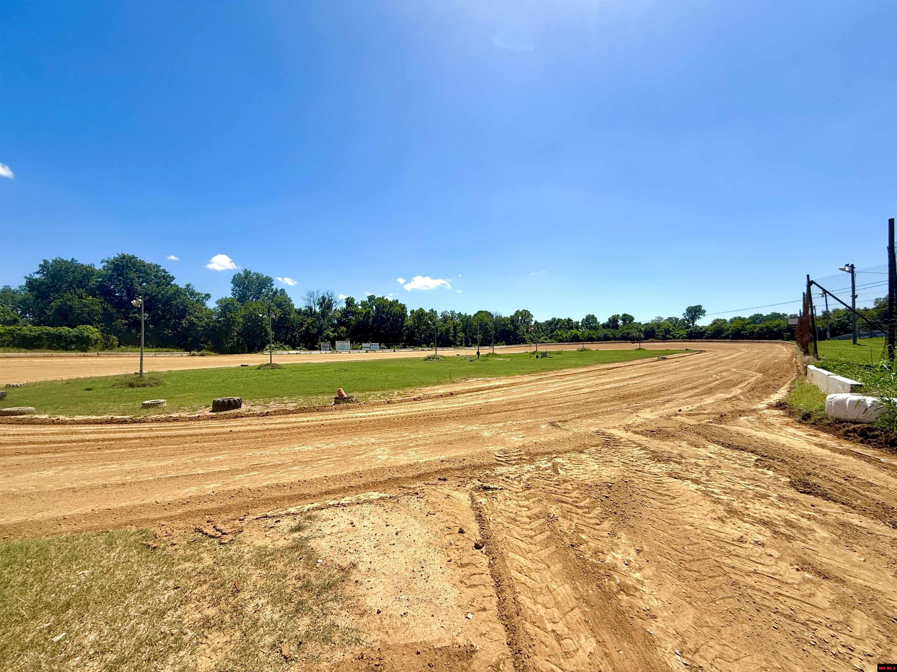 192 SUMMERWOOD LANE Flippin, AR