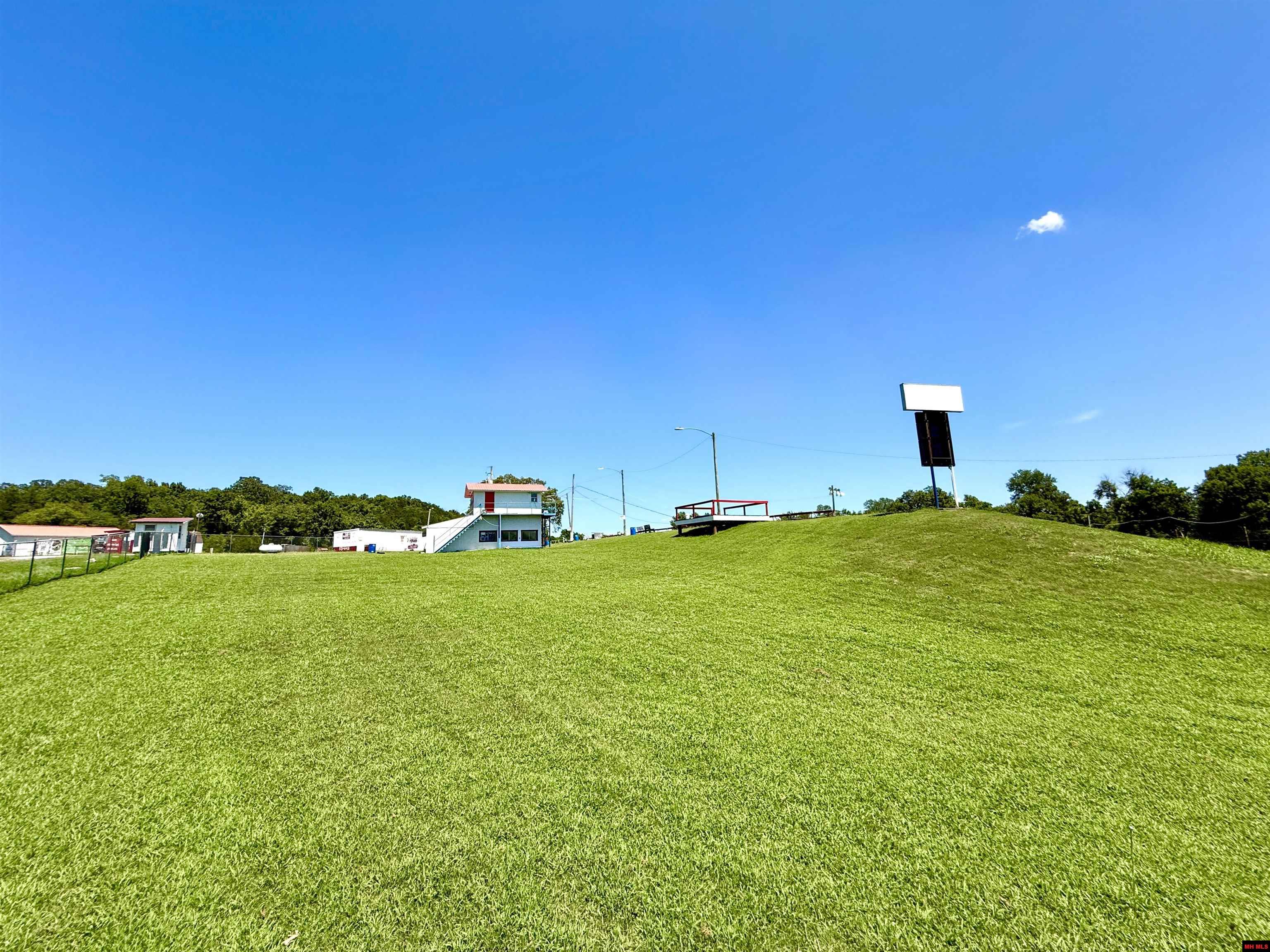 192 SUMMERWOOD LANE Flippin, AR