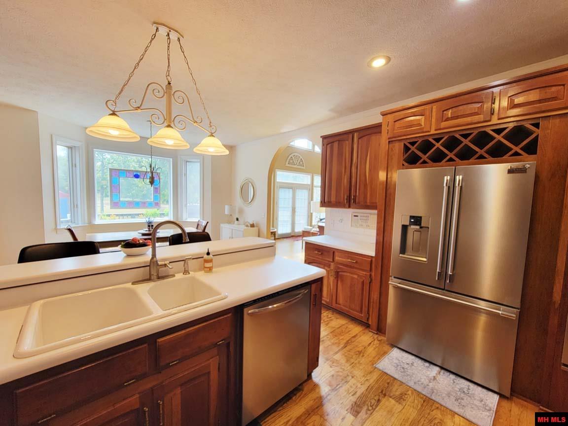 180 OAK TREE TERRACE Mountain Home, AR