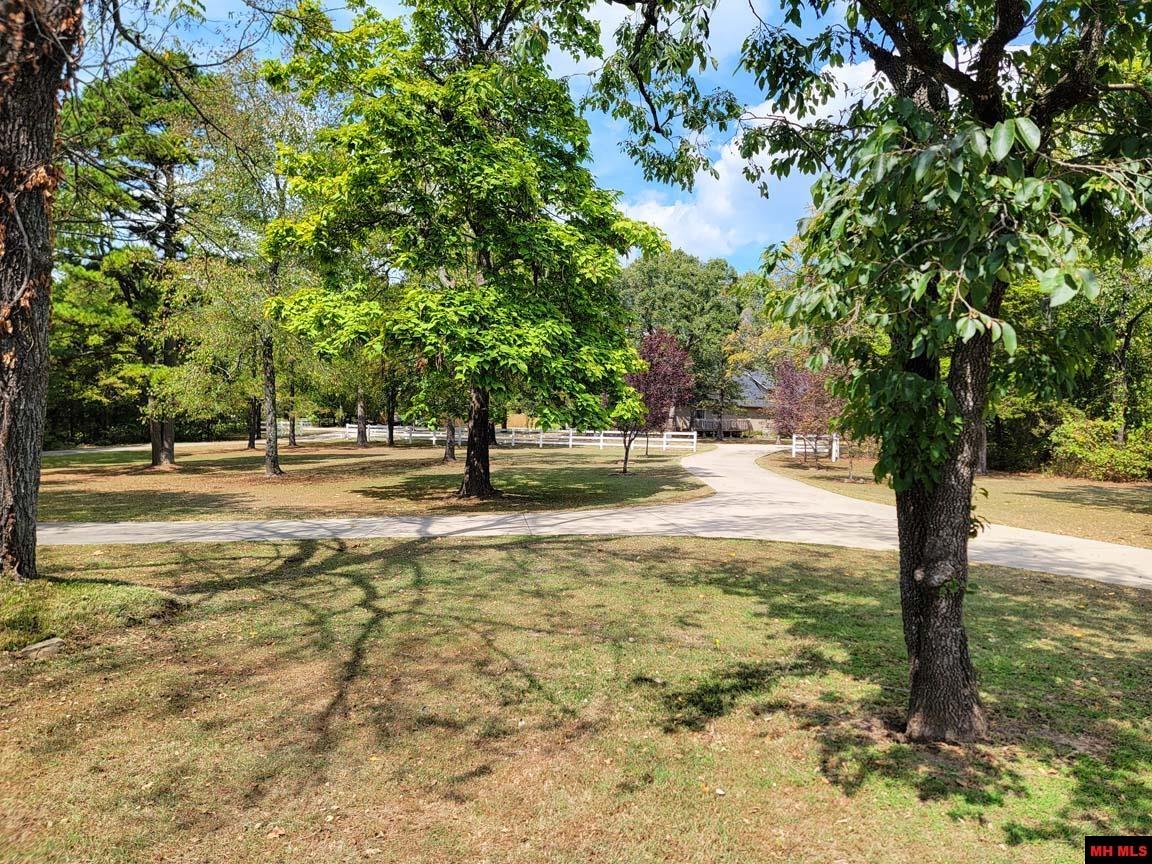 180 OAK TREE TERRACE Mountain Home, AR