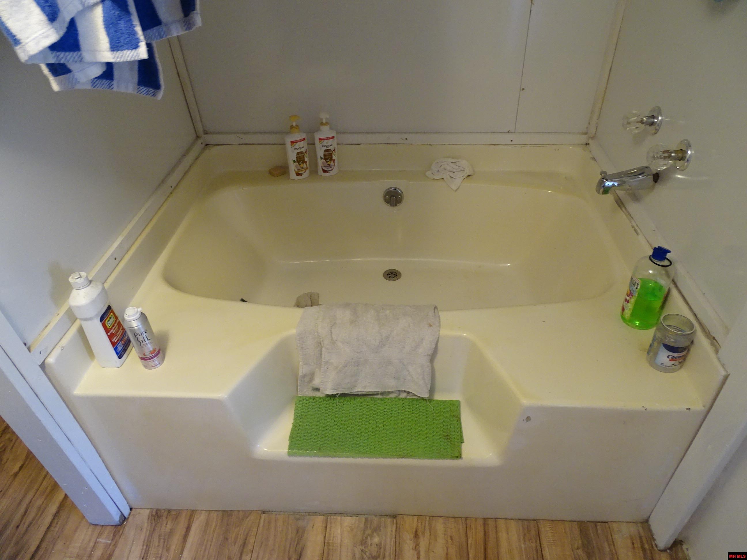 1071 & 1163 FEE HOLLOW TERRACE Yellville, AR 72687