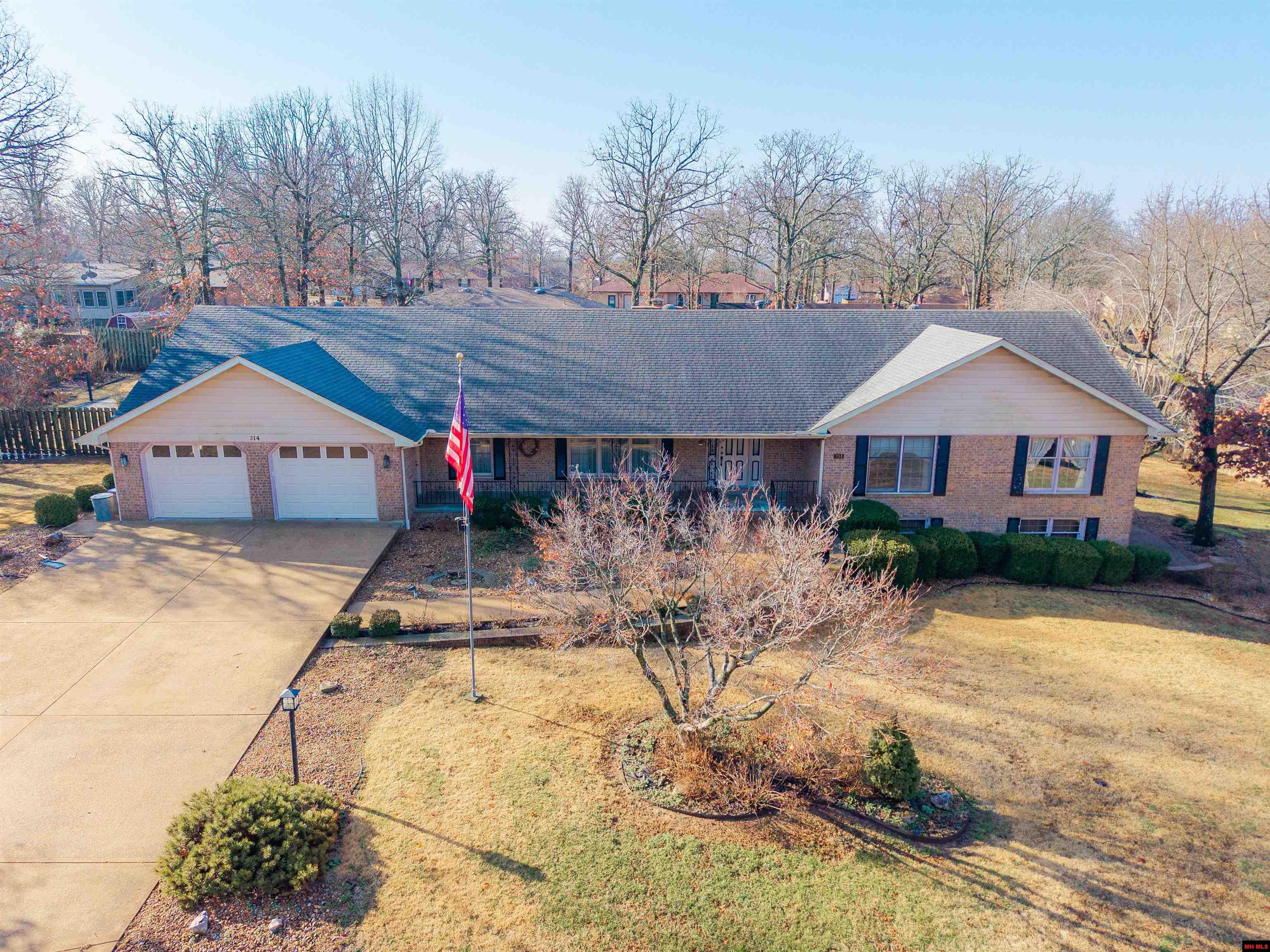 314 LEATHERWOOD CIRCLE | Mountain Home, AR