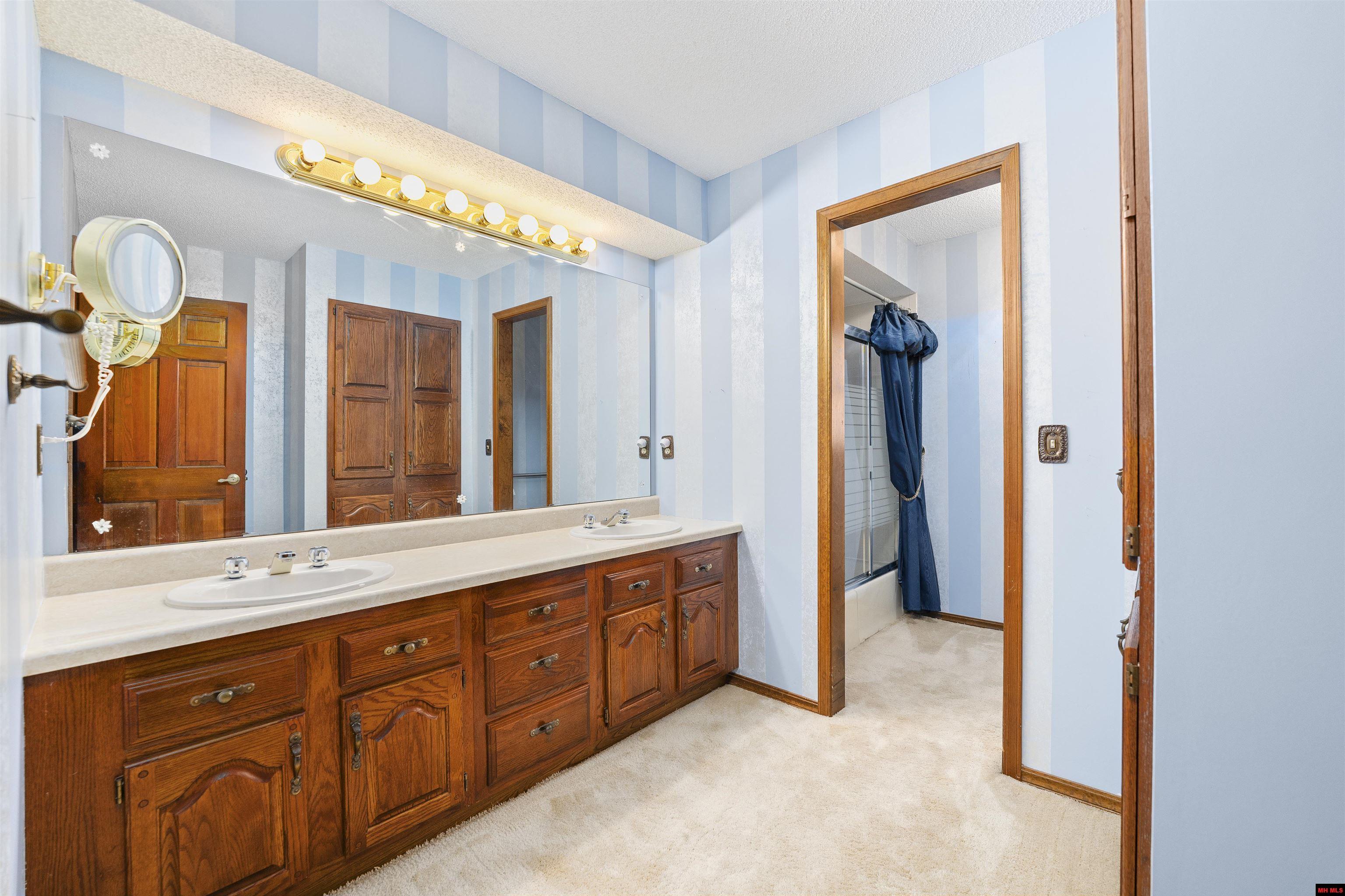 314 LEATHERWOOD CIRCLE Mountain Home, AR