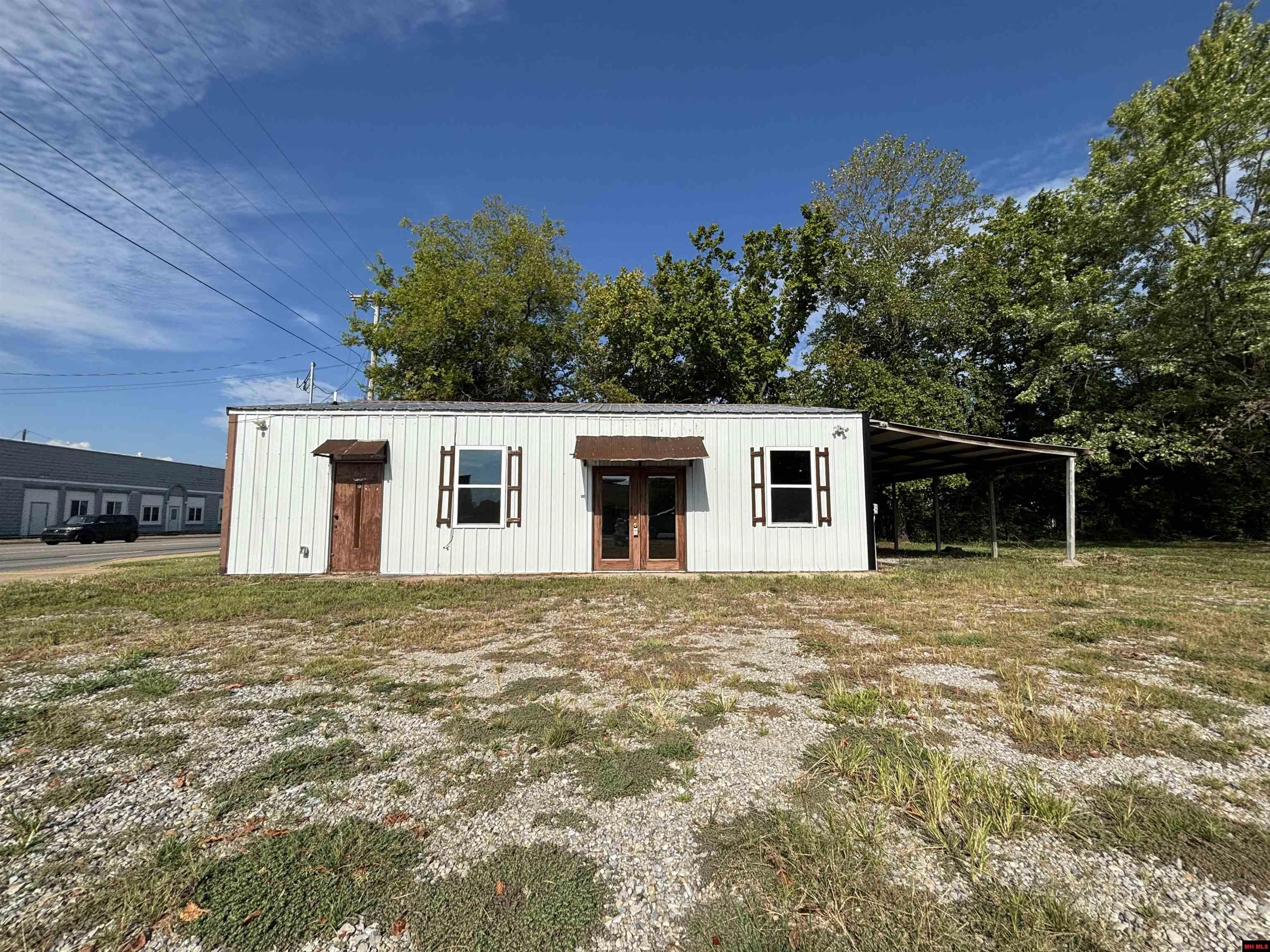 110 HOPPER STREET, Gassville, AR