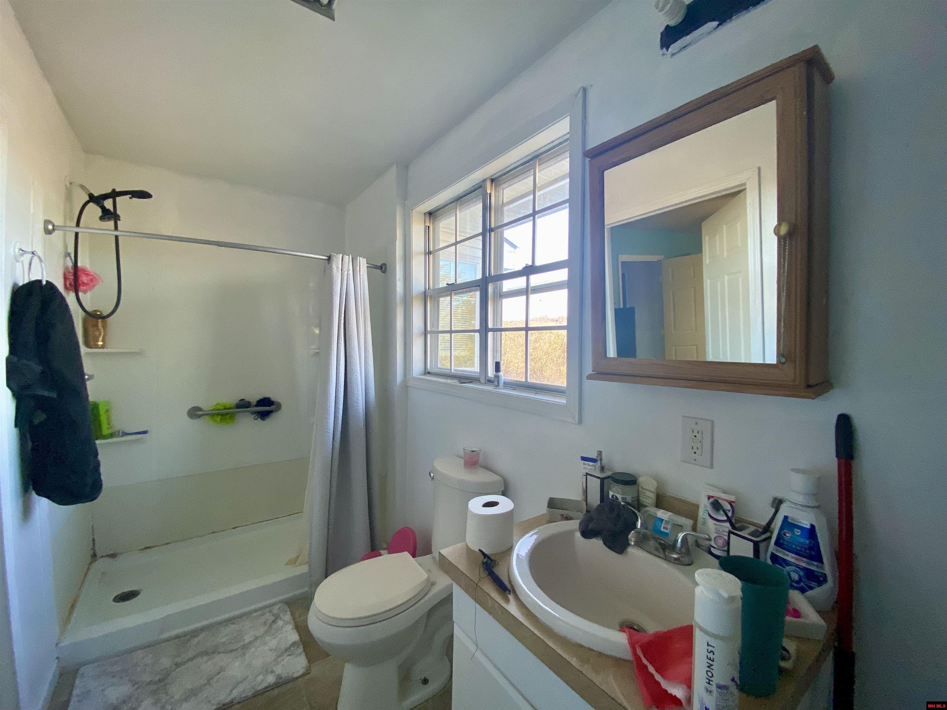 73 W PIPER LANE Salesville, AR