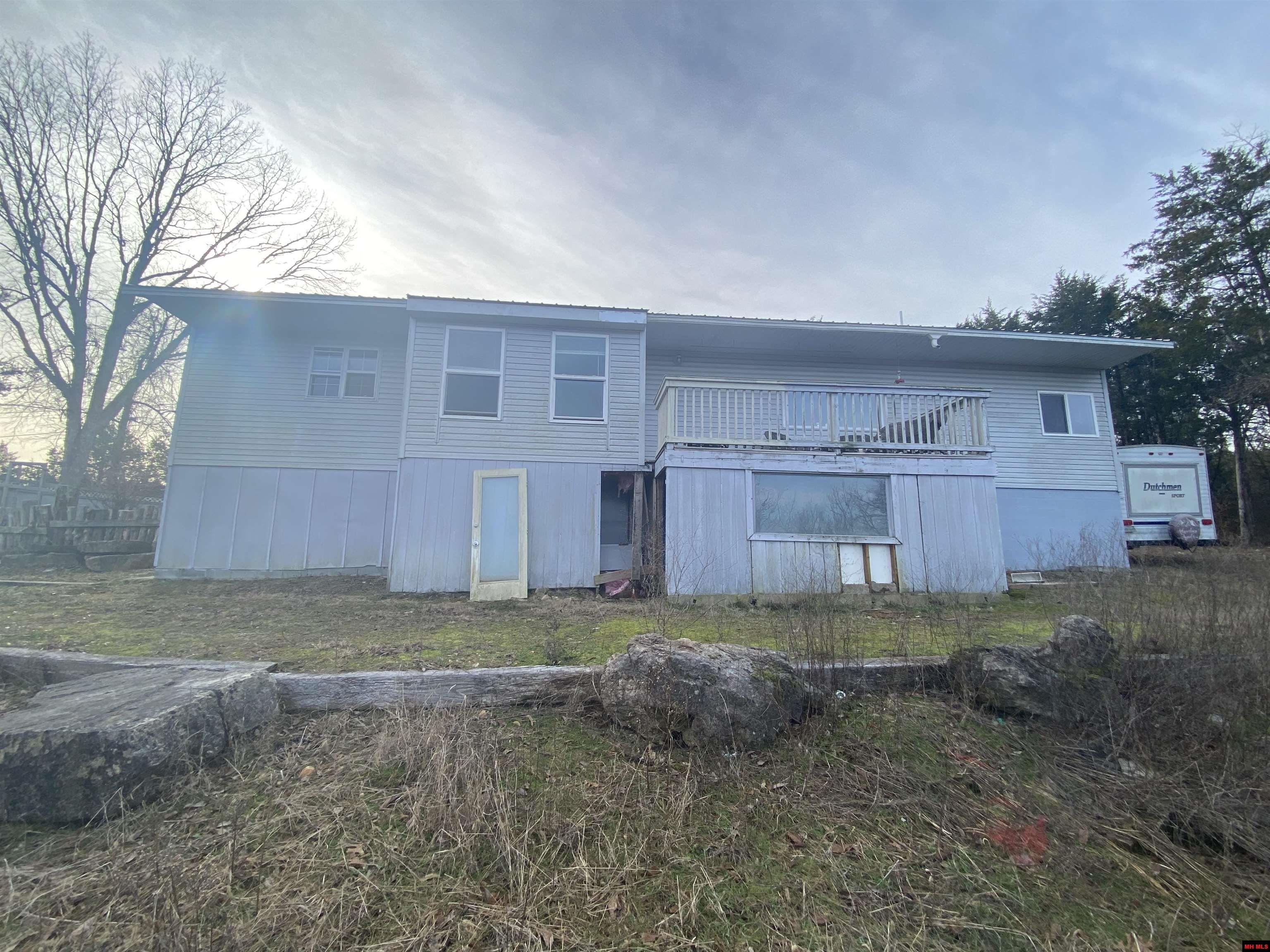 73 W PIPER LANE Salesville, AR