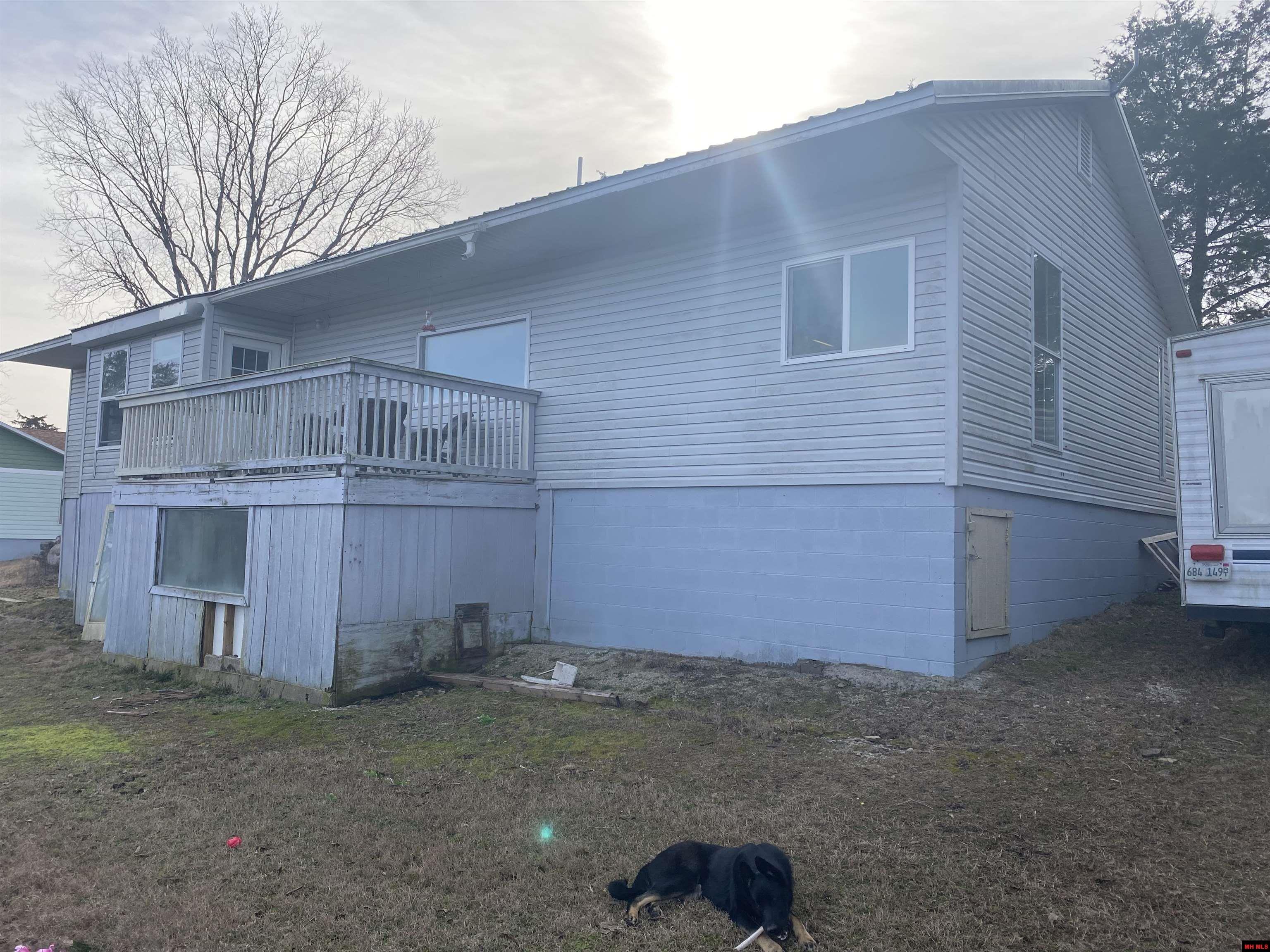 73 W PIPER LANE Salesville, AR