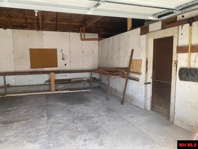 713 N PANTHER AVENUE Yellville, AR