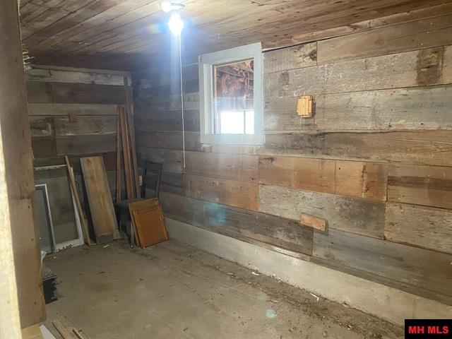 713 N PANTHER AVENUE Yellville, AR