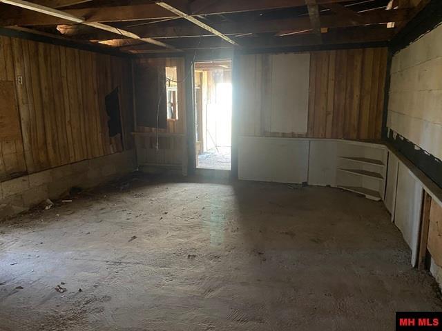 713 N PANTHER AVENUE Yellville, AR