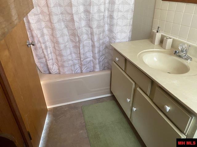 713 N PANTHER AVENUE Yellville, AR