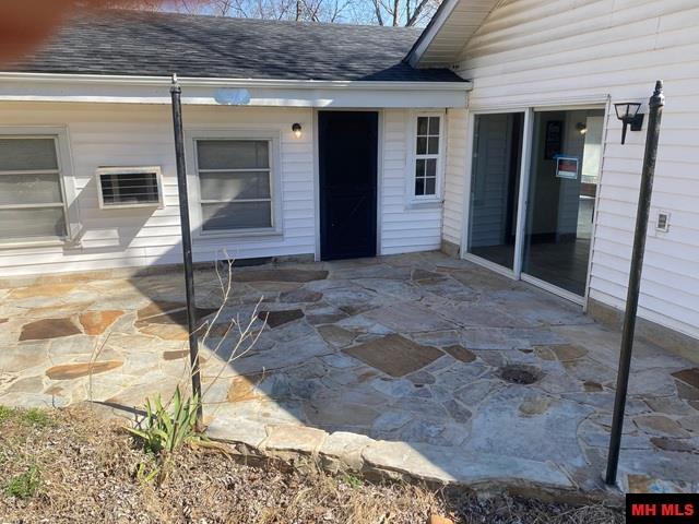 713 N PANTHER AVENUE Yellville, AR