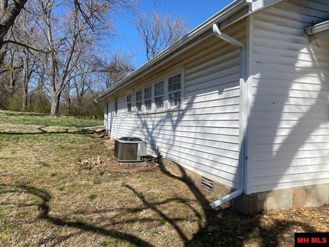 713 N PANTHER AVENUE Yellville, AR