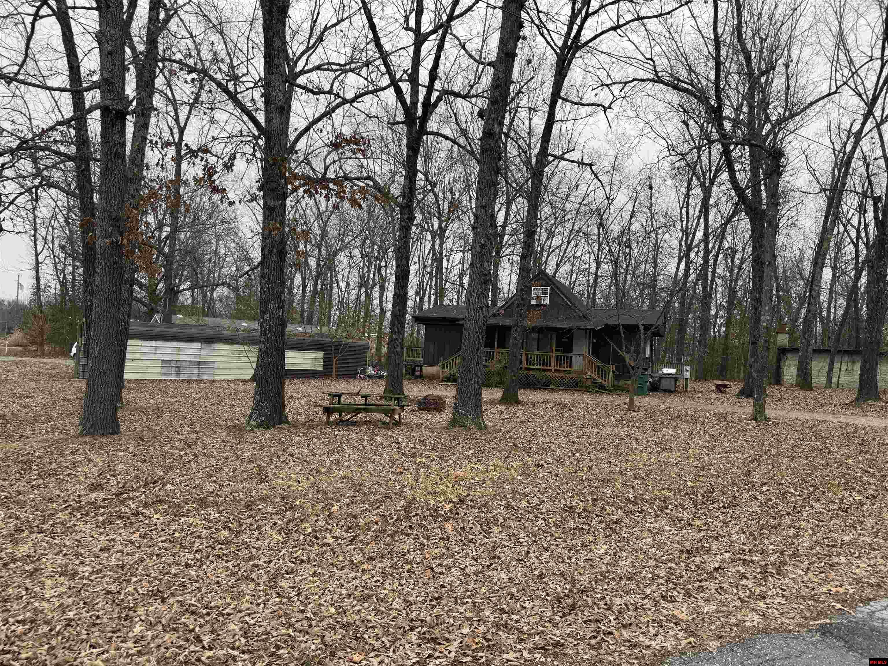 721 LYNETTE AVENUE Bull Shoals, AR