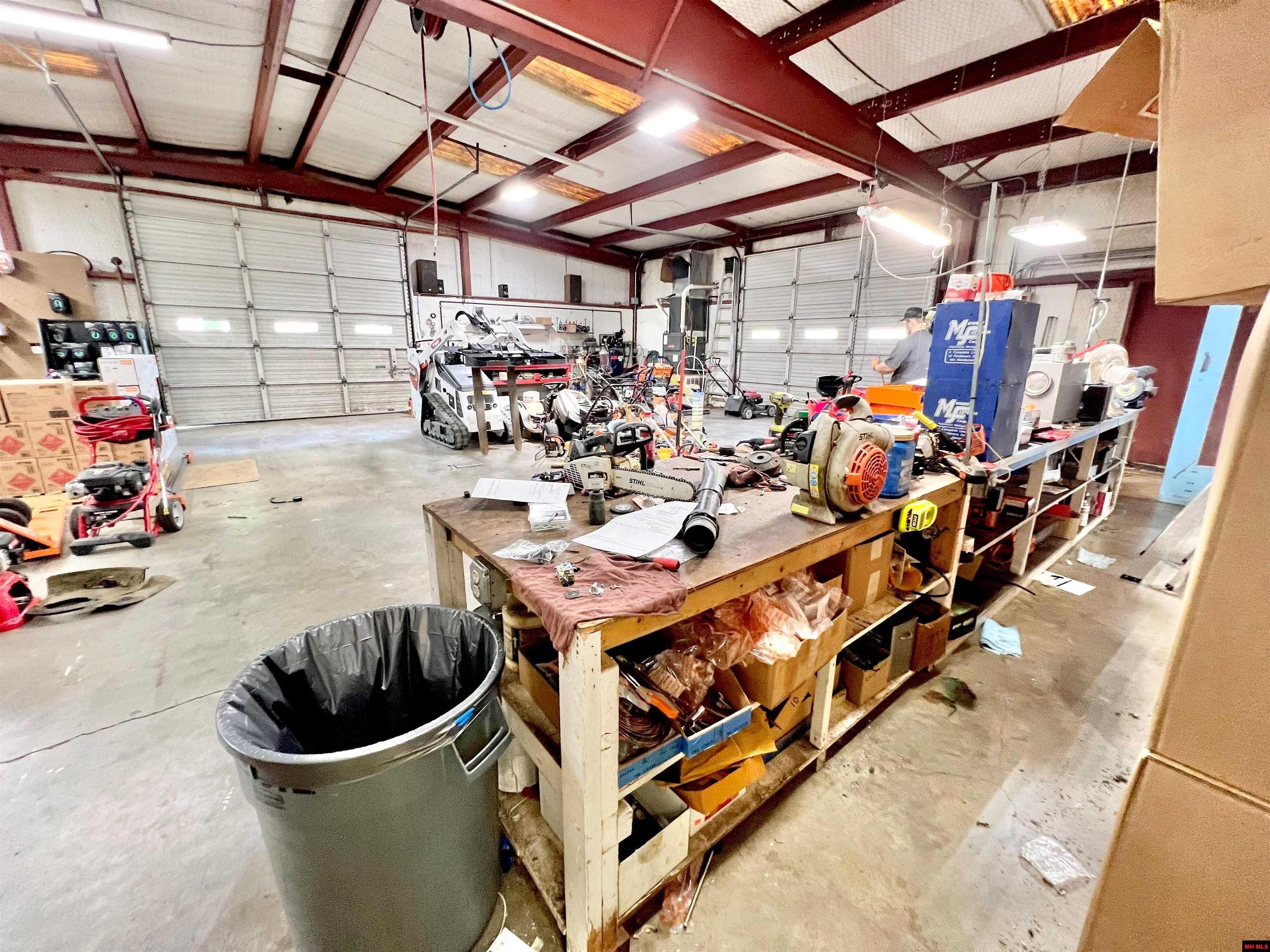 1309 BRADLEY DRIVE Mountain Home, AR
