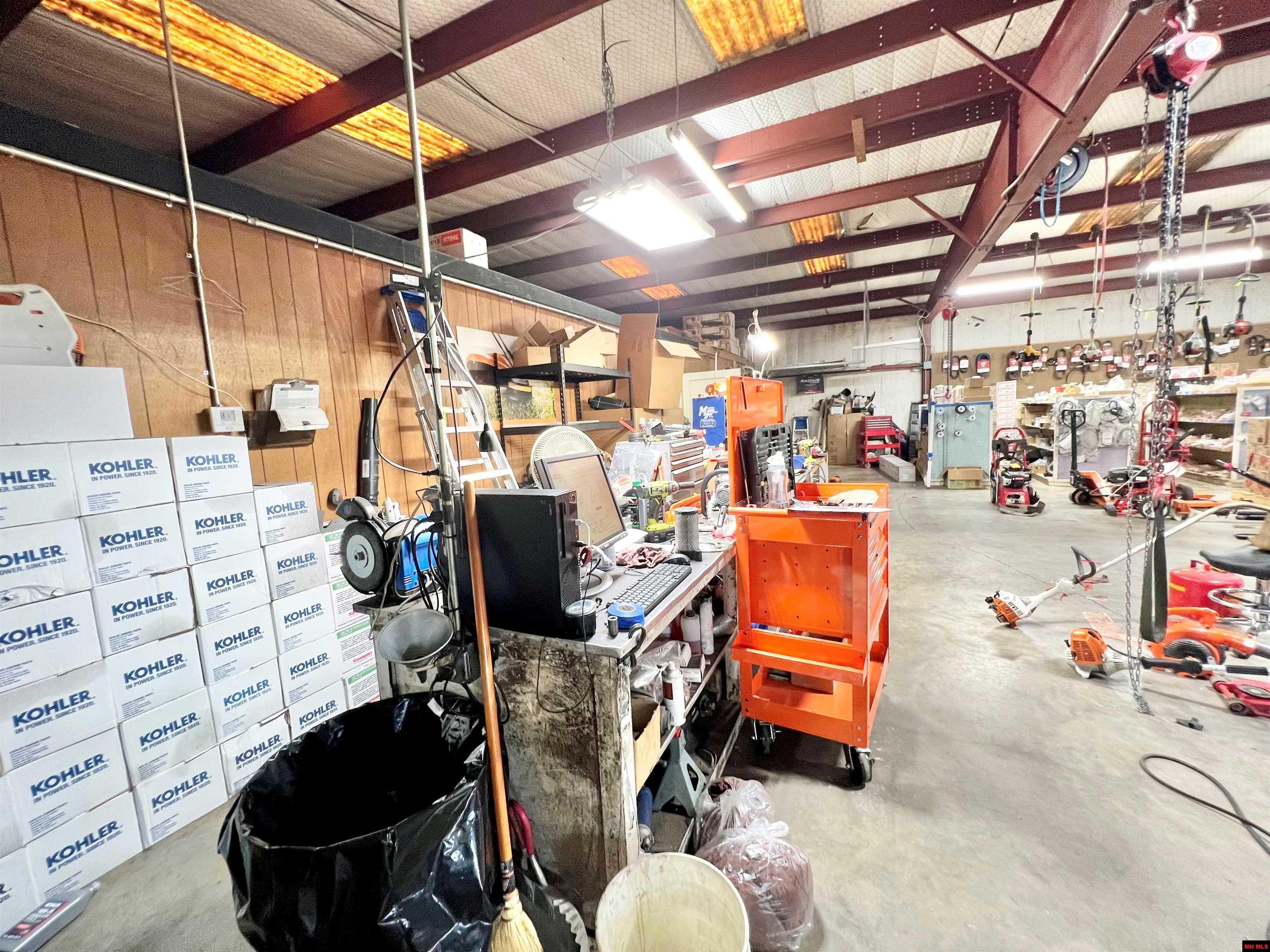 1309 BRADLEY DRIVE Mountain Home, AR