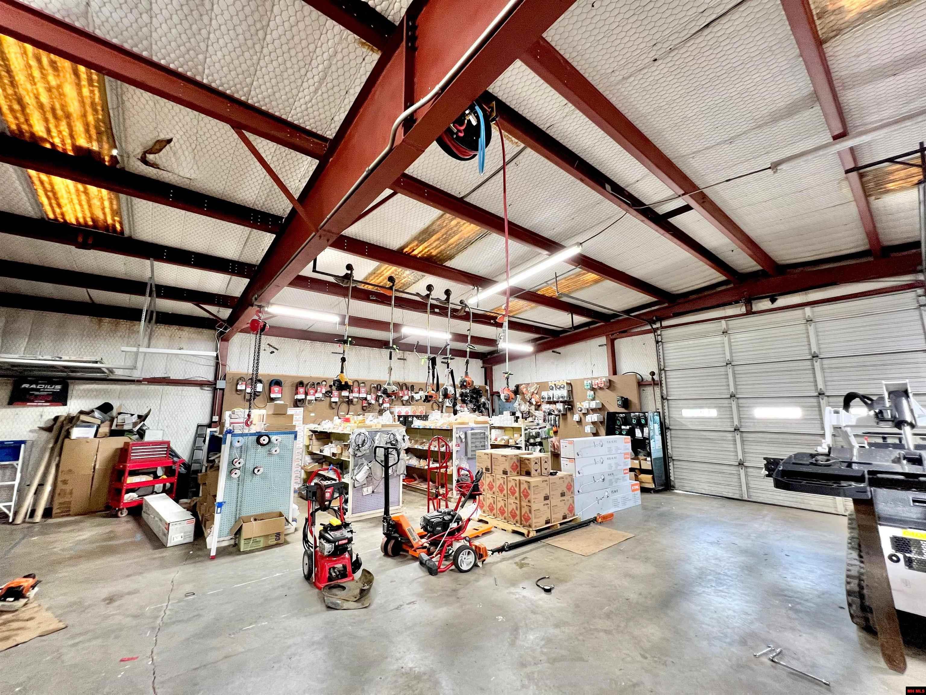 1309 BRADLEY DRIVE Mountain Home, AR